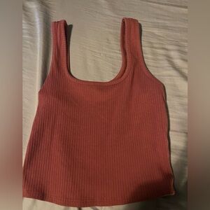 pink tank top